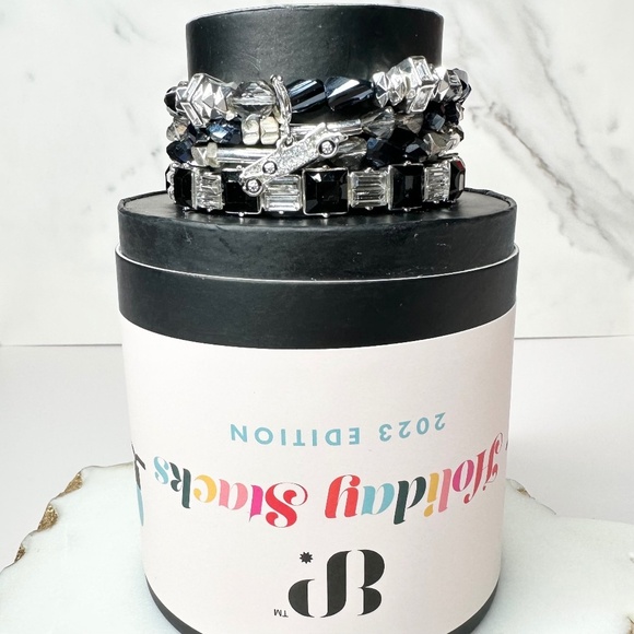 Bomb Party 2023 Holiday Stack A Gatsby Christmas RBP6497 NWT - Picture 2 of 9